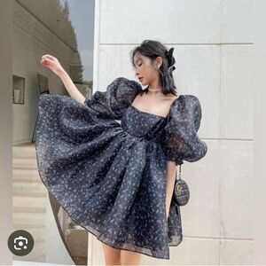 Floral Puff Sleeve Dress